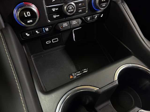 Used 2023 GMC Yukon SLT w/ SLT Premium Package AWD/4WD image 71