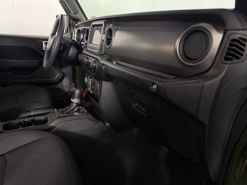 Used 2023 Jeep Wrangler Unlimited w/ Cold Weather Group image 32