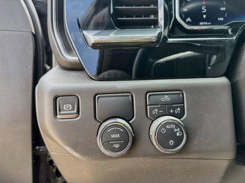 Used 2025 Chevrolet Silverado 1500 LT w/ LPO, Liner Protection Package RWD image 19
