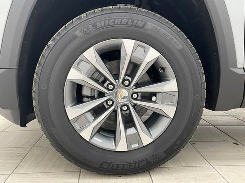 New 2026 Chevrolet Equinox LT AWD/4WD image 6