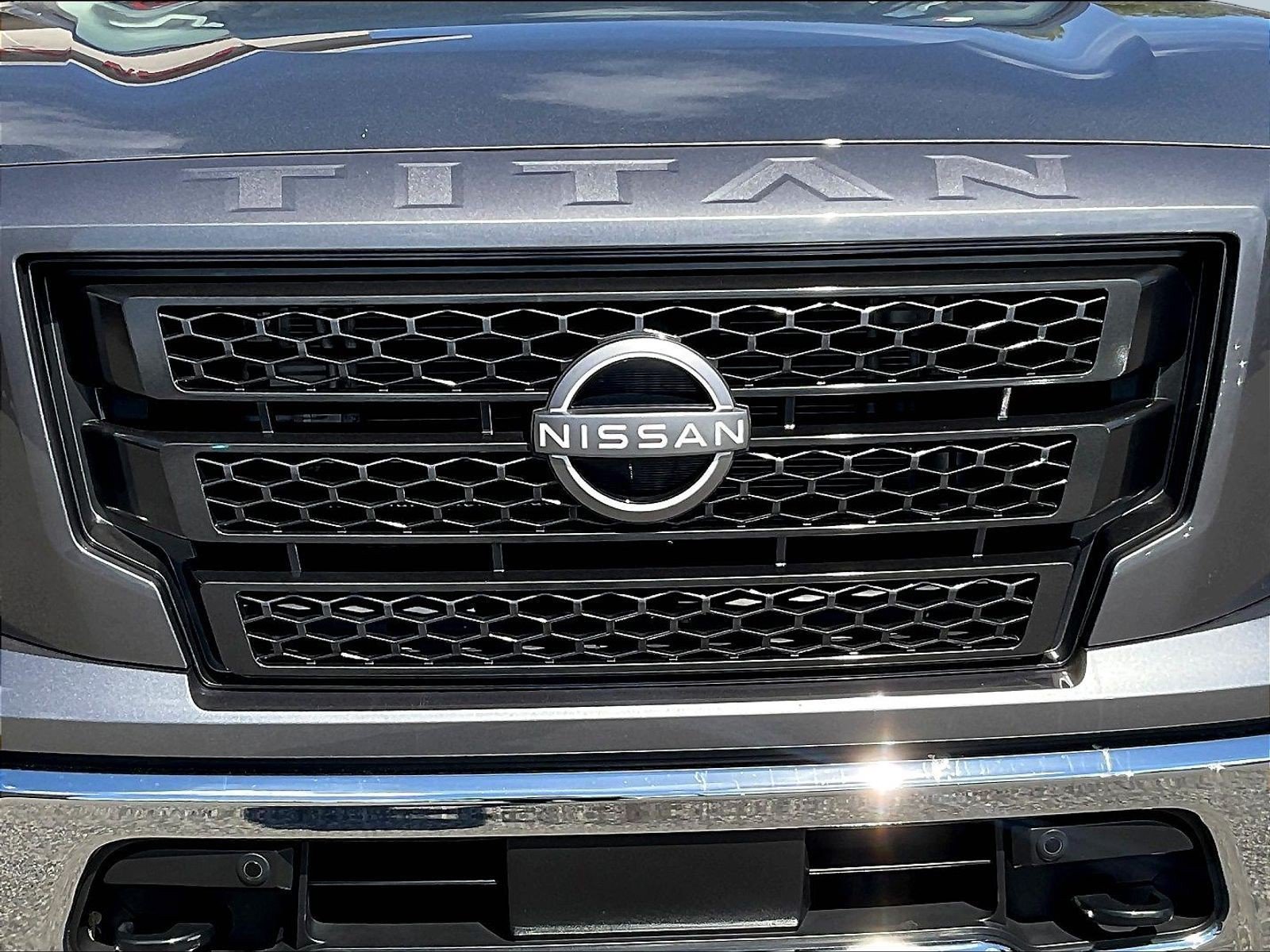 Certified 2024 Nissan Titan SV w/ SV Convenience Package AWD/4WD image 36