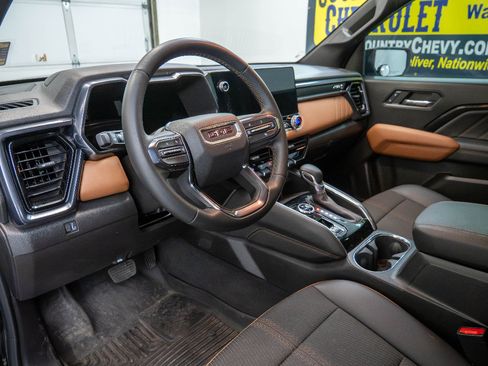 Used 2024 GMC Canyon AT4 AWD/4WD image 23