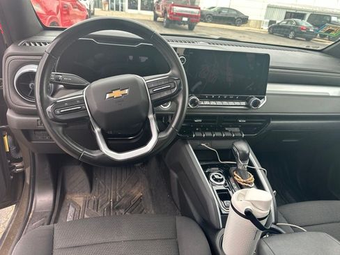 Used 2023 Chevrolet Colorado LT w/ LT Convenience Package II AWD/4WD image 19
