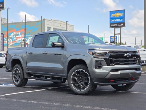 New 2026 Chevrolet Colorado Z71 w/ Technology Package image 2