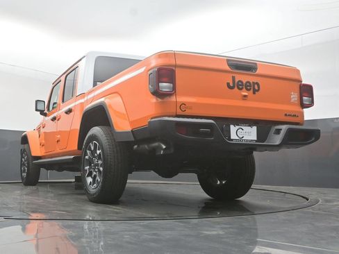 New 2026 Jeep Gladiator Sport AWD/4WD image 47