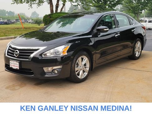 Used 2013 Nissan Altima 2.5 SL w/ 2.5 Moonroof Pkg FWD image 7