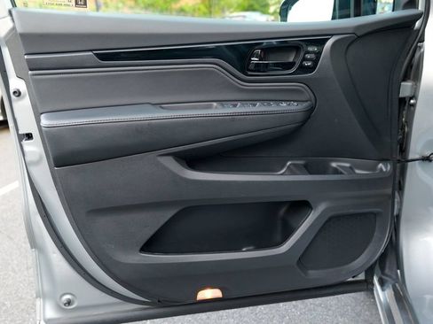 Used 2025 Honda Odyssey Elite image 15