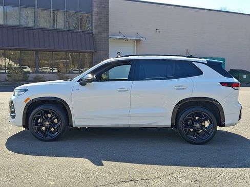 Certified 2025 Volkswagen Tiguan SE R-Line AWD/4WD image 6