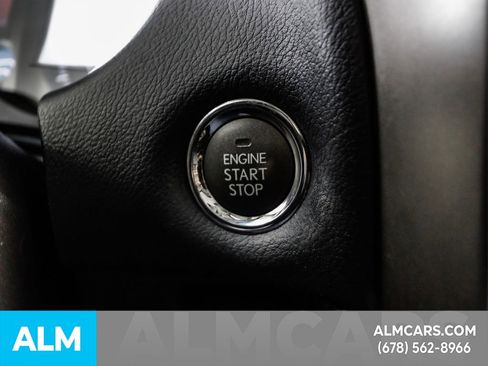 Used 2019 Lexus GX 460 image 29