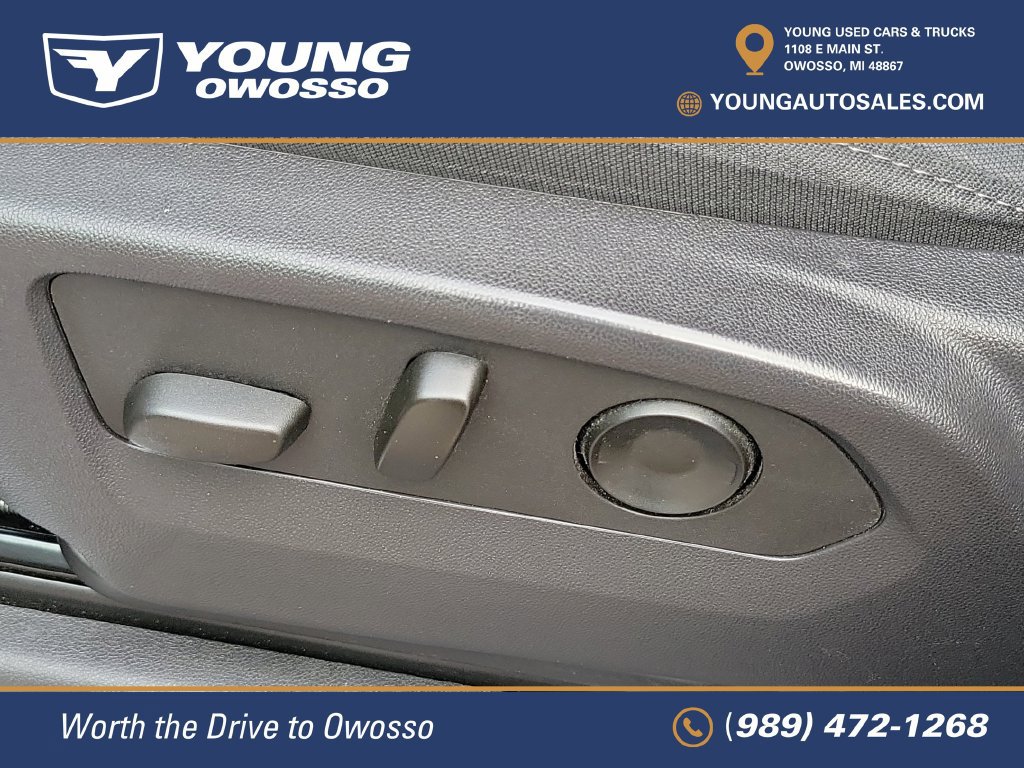 Used 2024 Chevrolet Silverado 1500 RST AWD/4WD image 13
