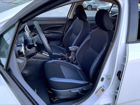 Certified 2025 Nissan Versa SV w/ Trunk Package image 18