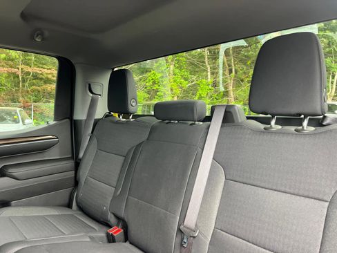 Certified 2023 Chevrolet Silverado 1500 LT AWD/4WD image 28