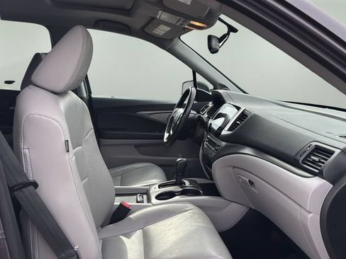 Used 2017 Honda Pilot EX-L image 10