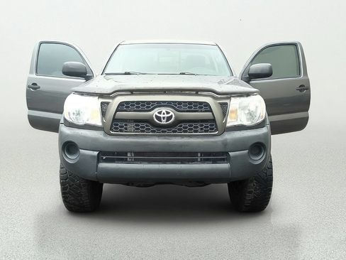 Used 2011 Toyota Tacoma 4x4 Regular Cab image 10