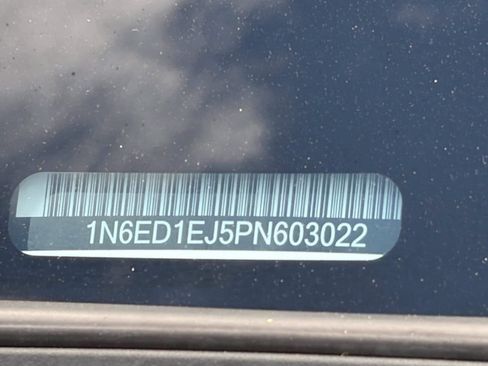 Used 2023 Nissan Frontier SV w/ Technology Package RWD image 34