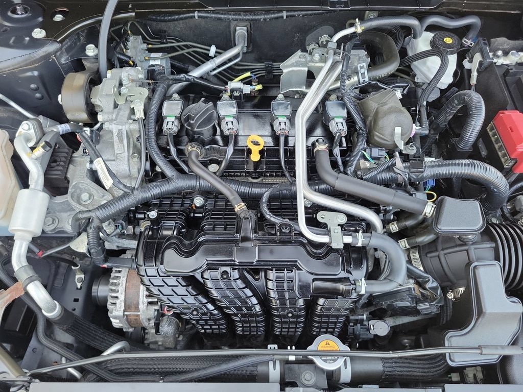 Used 2024 Nissan Altima 2.5 SV FWD image 27