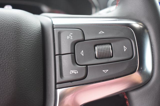Used 2025 Chevrolet Blazer RS FWD image 22