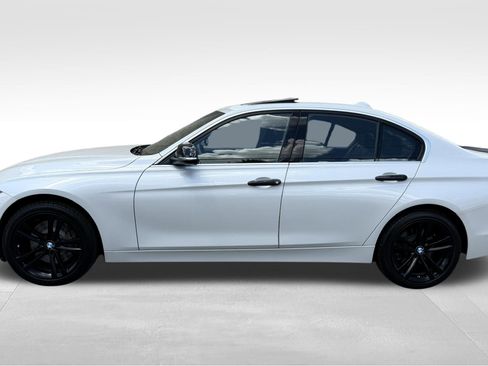 Used 2017 BMW 340i xDrive Sedan AWD/4WD image 10