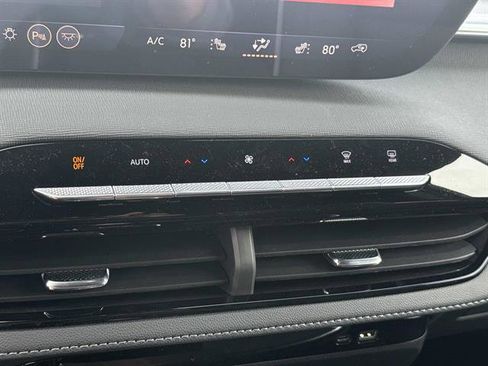 New 2026 Buick Enclave Preferred w/ Power Package AWD/4WD image 21