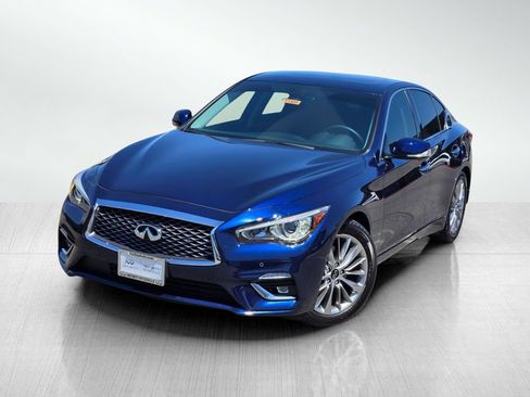 Used 2023 INFINITI Q50 Luxe w/ Cargo Package RWD image 6