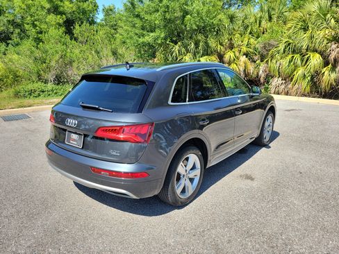 Used 2018 Audi Q5 2.0T Premium Plus w/ Premium Plus Package AWD/4WD image 4
