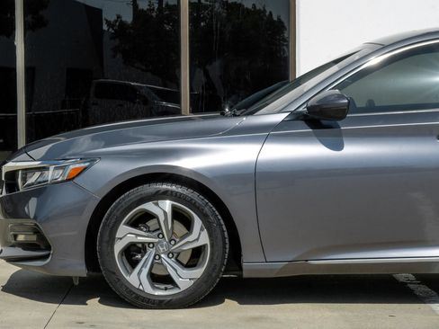 Used 2018 Honda Accord EX-L image 15