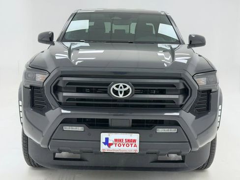 Used 2025 Toyota Tacoma SR5 w/ SR5 Upgrade Package image 3