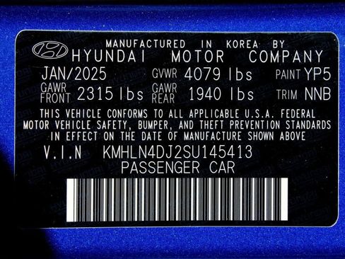 Used 2025 Hyundai Elantra Limited FWD image 36