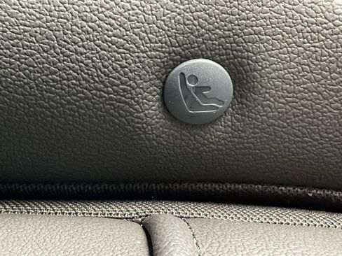 Used 2025 Buick Envista Preferred image 16