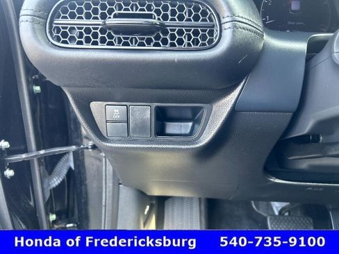 Certified 2023 Honda HR-V LX image 25