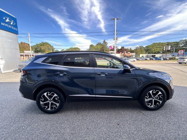 Used 2025 Kia Sportage EX w/ EX Premium Package AWD/4WD image 2