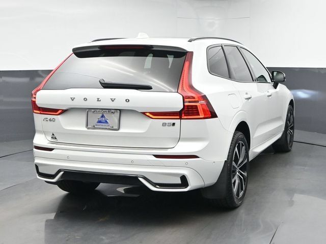 Used 2024 Volvo XC60 B5 Plus w/ Protection Package Premier AWD/4WD image 8