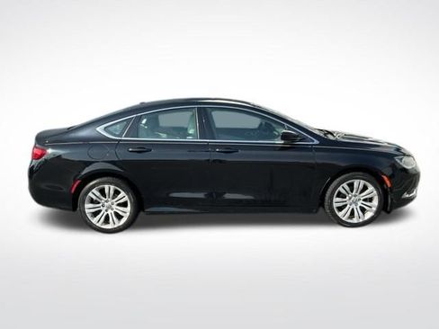 Used 2015 Chrysler 200 Limited w/ Convenience Group image 8