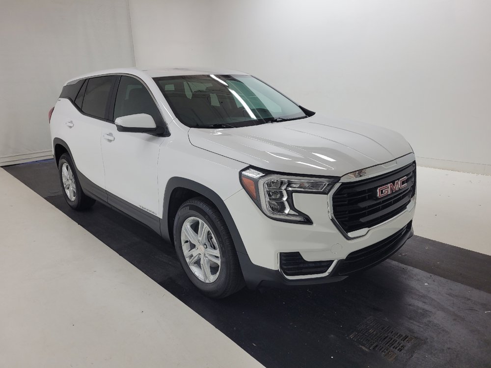 Used 2023 GMC Terrain SLE FWD image 13