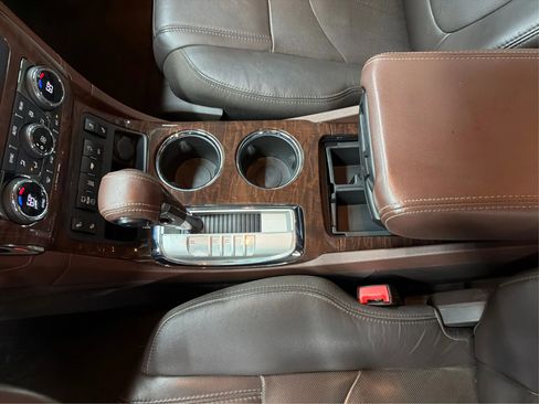 Used 2014 Buick Enclave Leather w/ Trailering Provision Package FWD image 37