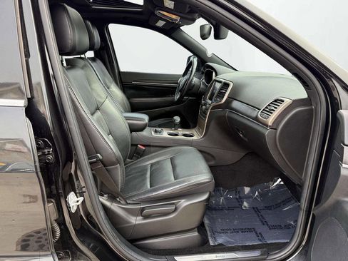 Used 2014 Jeep Grand Cherokee Limited image 13