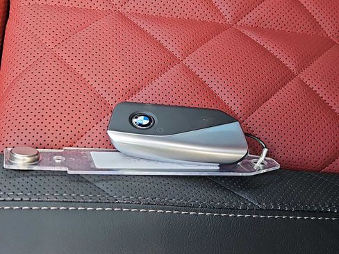 New 2026 BMW X6 xDrive40i image 32