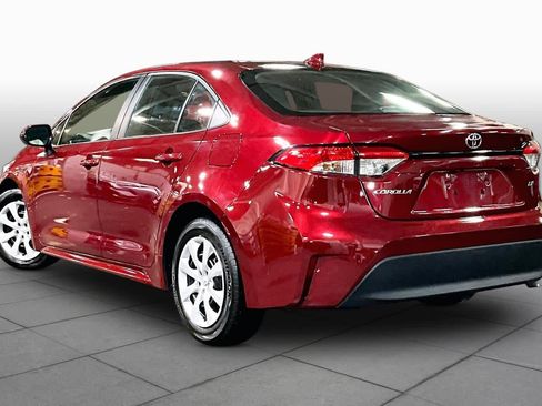 Used 2025 Toyota Corolla LE FWD image 12