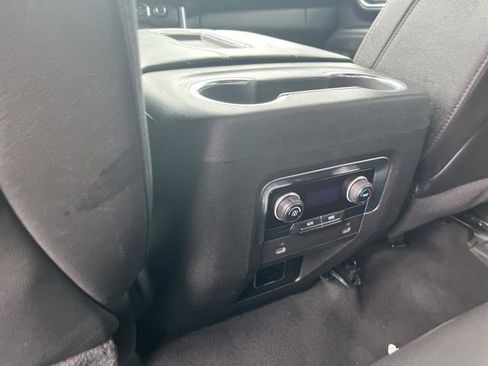 Used 2024 Chevrolet Suburban LT AWD/4WD image 10