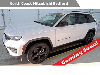 Used 2023 Jeep Grand Cherokee Limited w/ Black Appearance Package