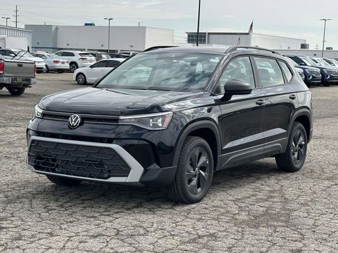 New 2025 Volkswagen Taos S FWD image 1