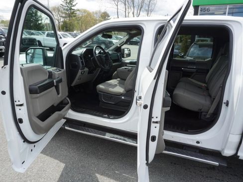 Used 2019 Ford F150 XLT w/ Equipment Group 302A Luxury AWD/4WD image 11