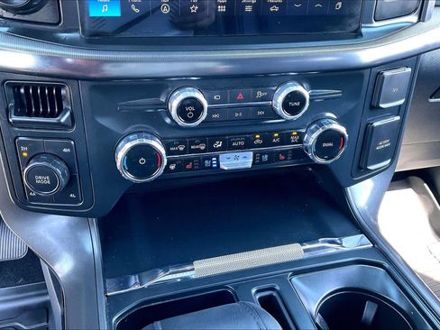 Used 2025 Ford F150 Lariat w/ Equipment Group 501A Mid AWD/4WD image 30