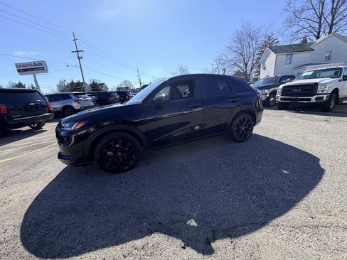 Used 2024 Honda HR-V Sport image 18