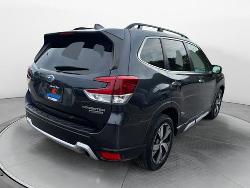 Used 2019 Subaru Forester Touring image 5
