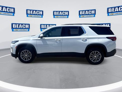 Used 2023 Chevrolet Traverse LT FWD image 5