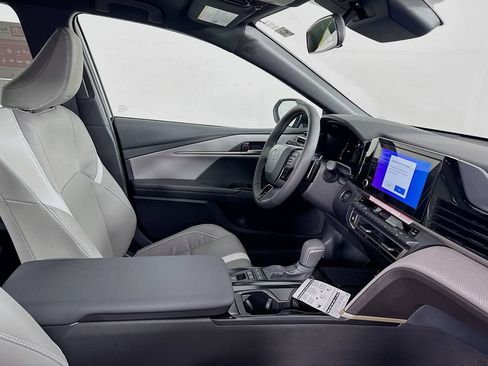 New 2026 Toyota Camry SE FWD image 30
