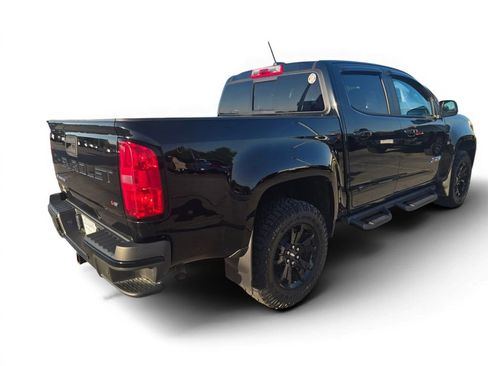 Used 2021 Chevrolet Colorado Z71 w/ Z71 Midnight Edition AWD/4WD image 4