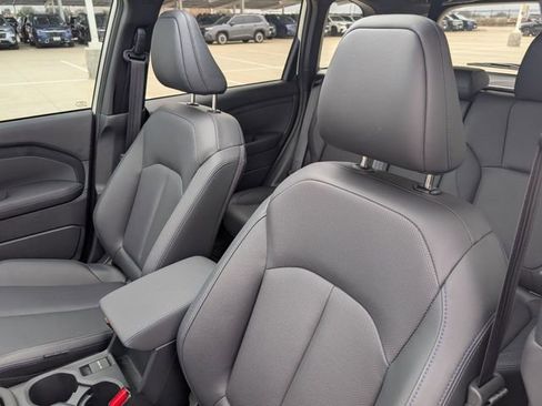 Certified 2025 Subaru Forester Limited image 10