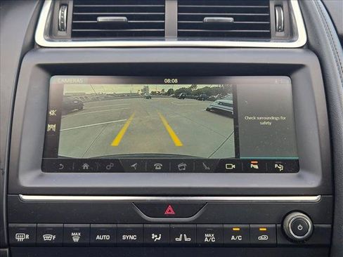 Used 2018 Jaguar E-PACE SE AWD/4WD image 14